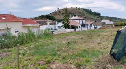 Building land in Freiria of 1,850 m²