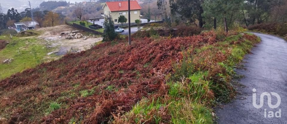 Terreno em Ventosa e Cova de 2 500 m²