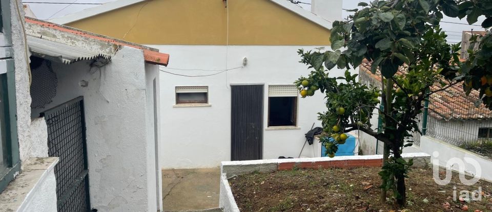 Casa T2 em Santa Maria, São Pedro E Matacães de 128 m²