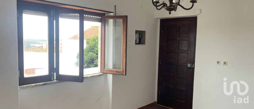 Casa T2 em Santa Maria, São Pedro E Matacães de 128 m²