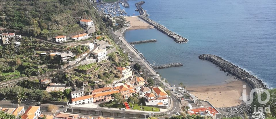 Apartamento T2 em Calheta de 100 m²