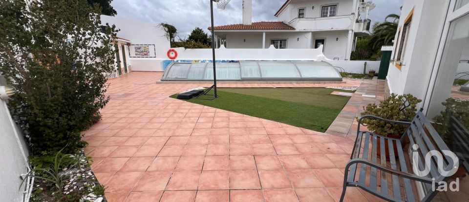 Casa / Villa T3 em Santa Maria, São Pedro e Sobral da Lagoa de 259 m²