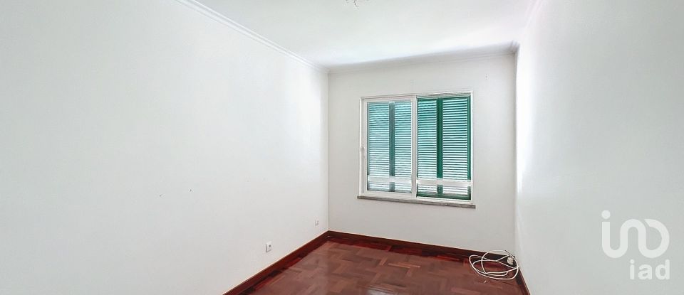 Apartment T2 in Santo António of 86 m²