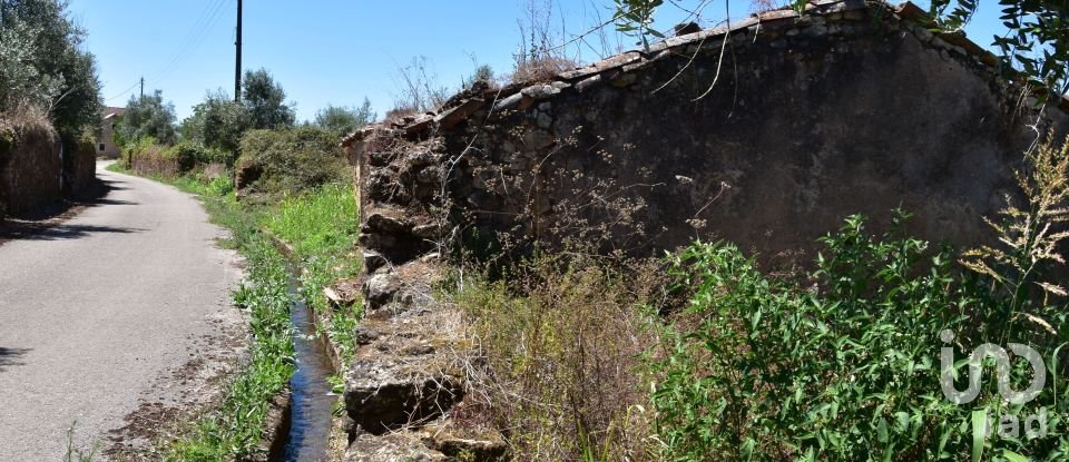 Maison de campagne T1 à Areias e Pias de 65 m²