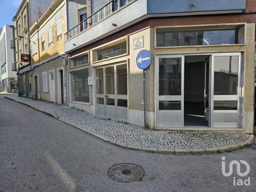 Loja / Estabelecimento Comercial em Caldas da Rainha - Nossa Senhora do Pópulo, Coto e São Gregório de 81 m²