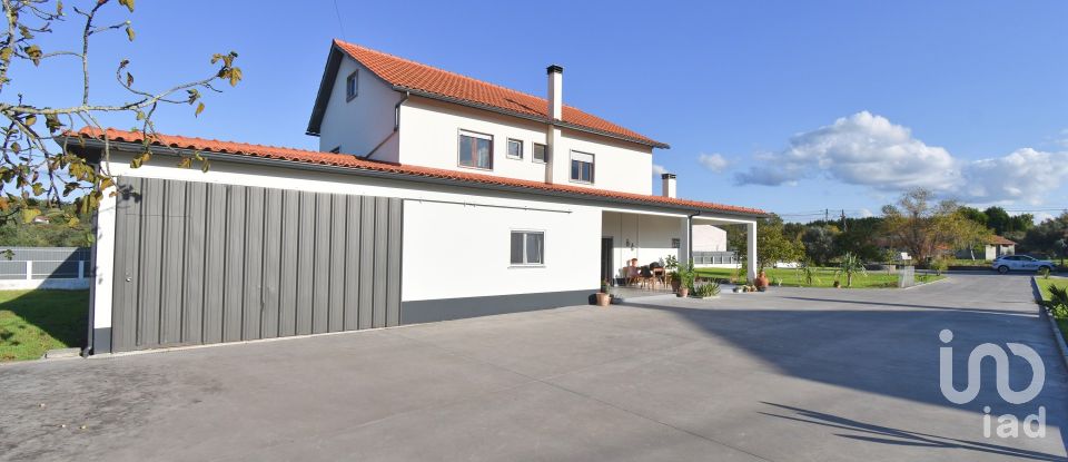 Maison traditionnelle T5 à Soure de 531 m²