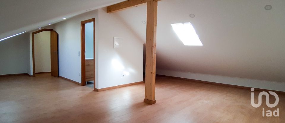 Gîte T2 à A dos Cunhados e Maceira de 115 m²