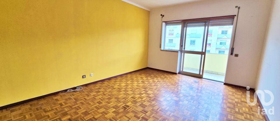 Apartamento T3 em Cadaval e Pêro Moniz de 127 m²