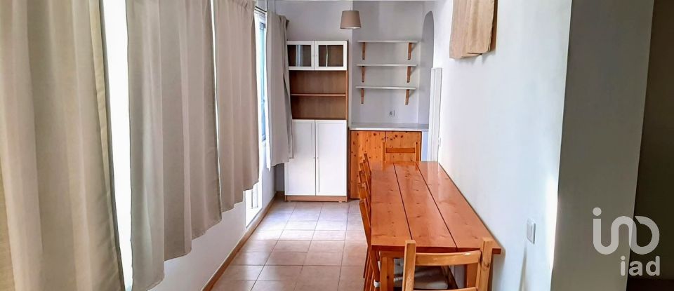 Apartment T4 in Faro (Sé e São Pedro) of 126 m²