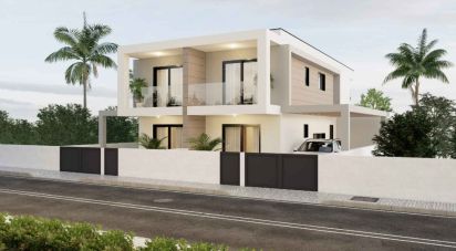 Maison traditionnelle T3 à Fernão Ferro de 110 m²