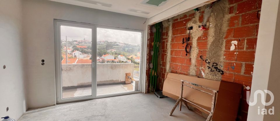 Casa T3 em Ericeira de 211 m²