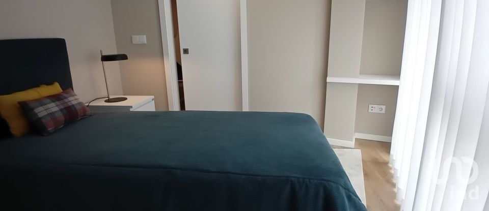 Appartement T2 à Cedofeita, Santo Ildefonso, Sé, Miragaia, São Nicolau e Vitória de 77 m²