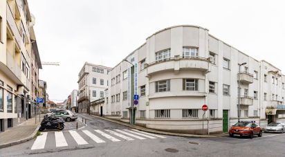 Shop / premises commercial in Cedofeita, Santo Ildefonso, Sé, Miragaia, São Nicolau e Vitória of 181 m²