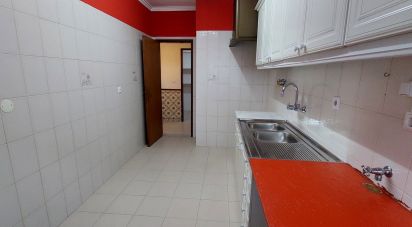 Apartamento T2 em Rio de Mouro de 81 m²