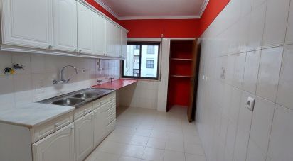 Apartment T2 in Rio de Mouro of 81 m²