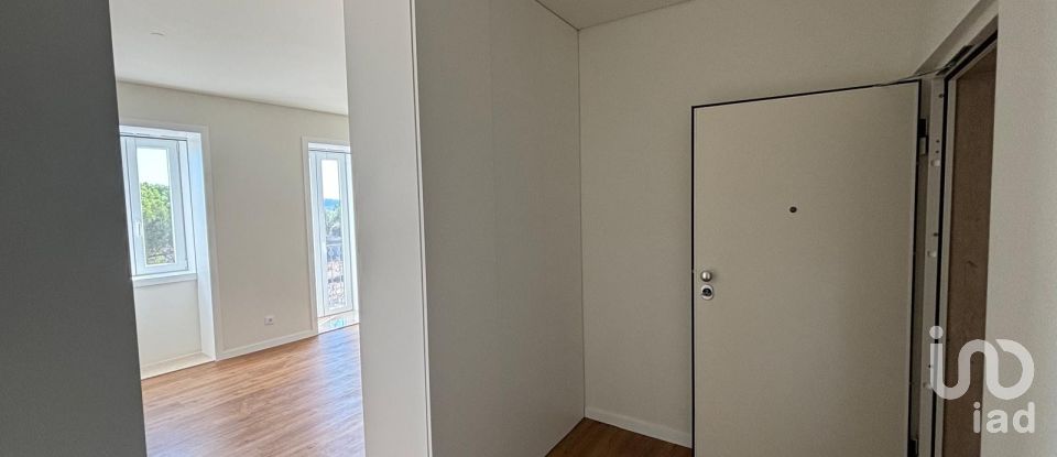 Apartamento T1 em Alcântara de 56 m²