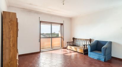 Apartment T4 in São Mamede de Infesta e Senhora da Hora of 153 m²