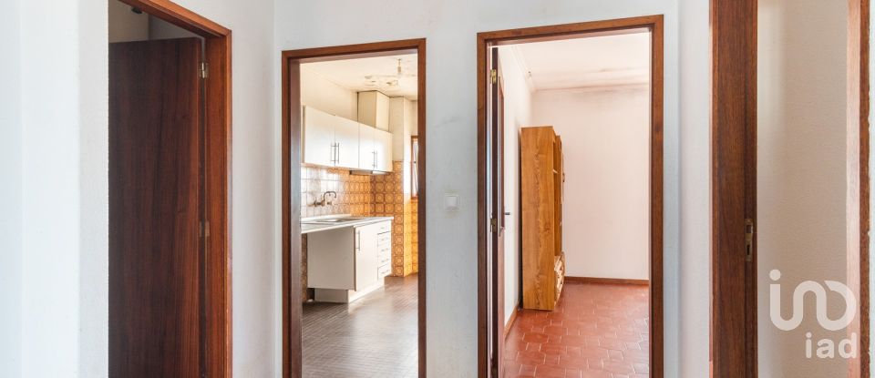 Apartment T4 in São Mamede de Infesta e Senhora da Hora of 153 m²