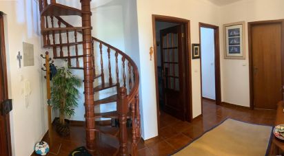 Duplex T4 in Atouguia da Baleia of 88 m²