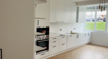 Apartment T2 in Oeiras e São Julião da Barra, Paço de Arcos e Caxias of 87 m²