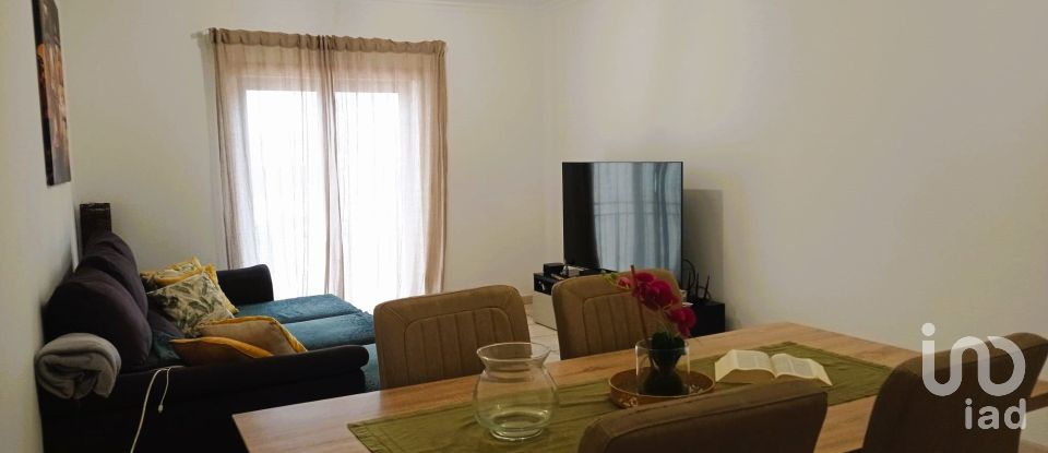 Apartamento T3 em Lamas e Cercal de 147 m²