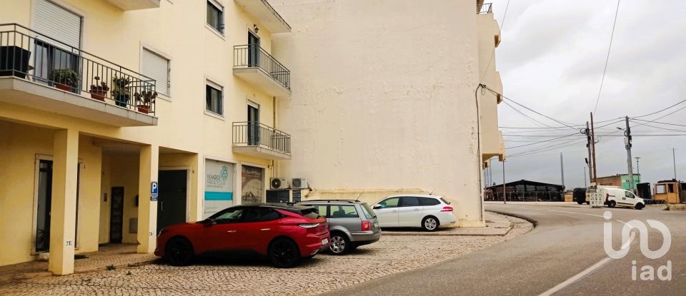 Apartamento T3 em Lamas e Cercal de 147 m²