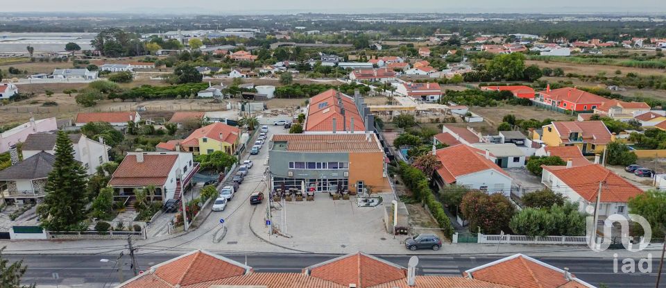 Loja / Estabelecimento Comercial em Quinta do Anjo de 154 m²