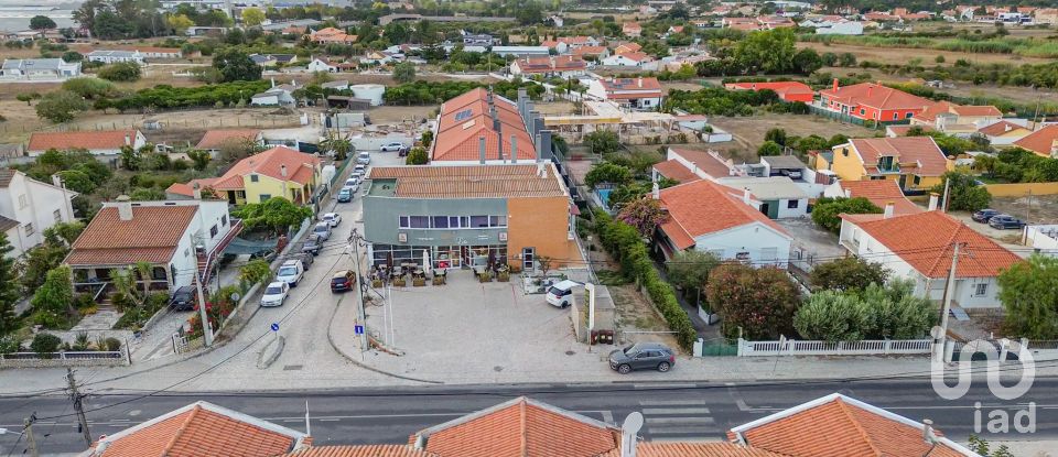 Loja / Estabelecimento Comercial em Quinta do Anjo de 154 m²