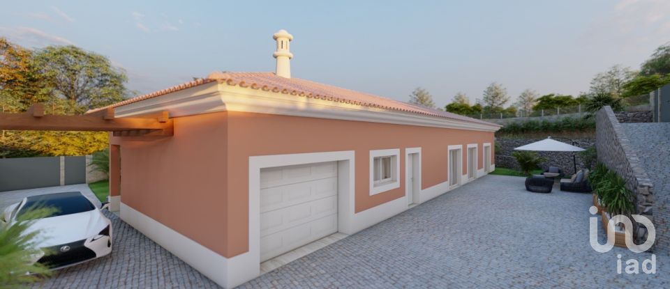 House T3 in Alcantarilha e Pêra of 180 m²