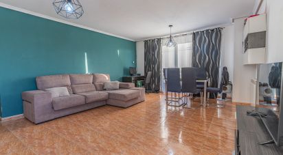 Apartment T3 in Alhos Vedros of 106 m²