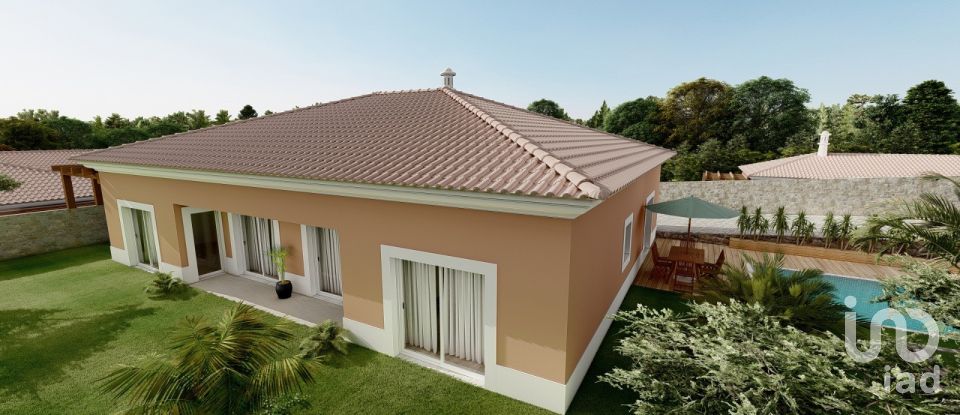 House T3 in Alcantarilha e Pêra of 208 m²