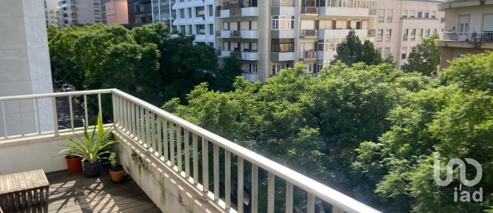 Appartement T2 à Avenidas Novas de 86 m²