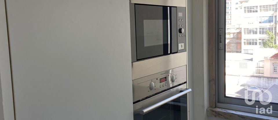 Apartamento T2 em Avenidas Novas de 86 m²