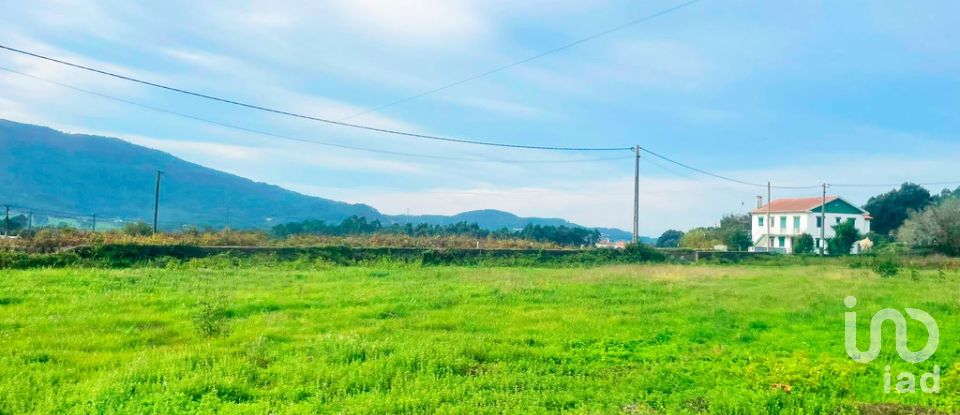 Terreno em Riba de Âncora de 1 870 m²