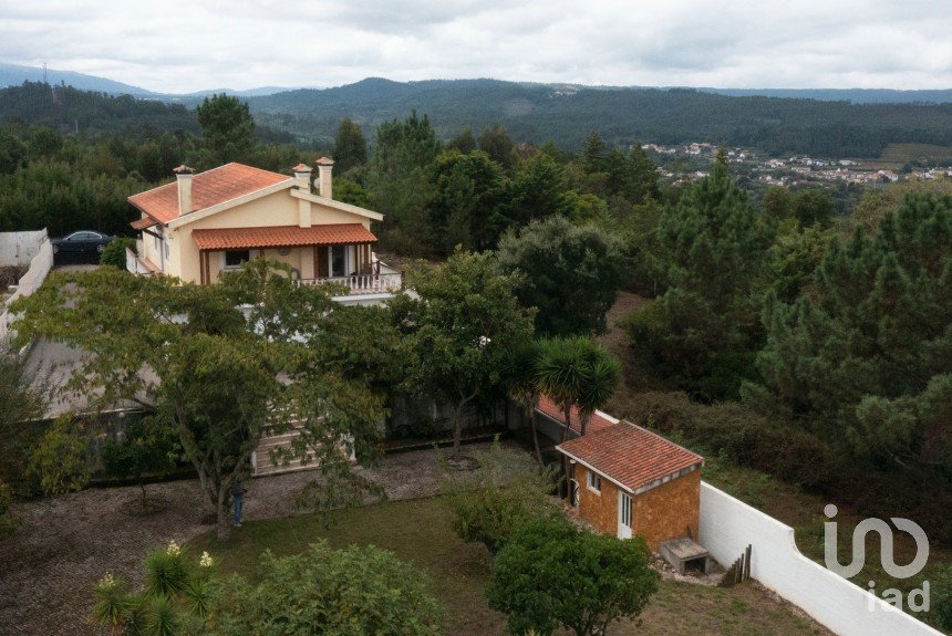 Casa T5 em Foz de Arouce e Casal de Ermio de 300 m²