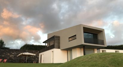 Gîte T3 à Lagoa (Santa Cruz) de 439 m²