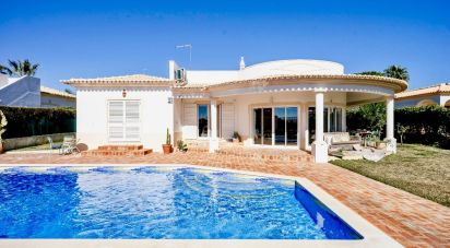 Casa / Villa T4 em Albufeira e Olhos de Água de 180 m²