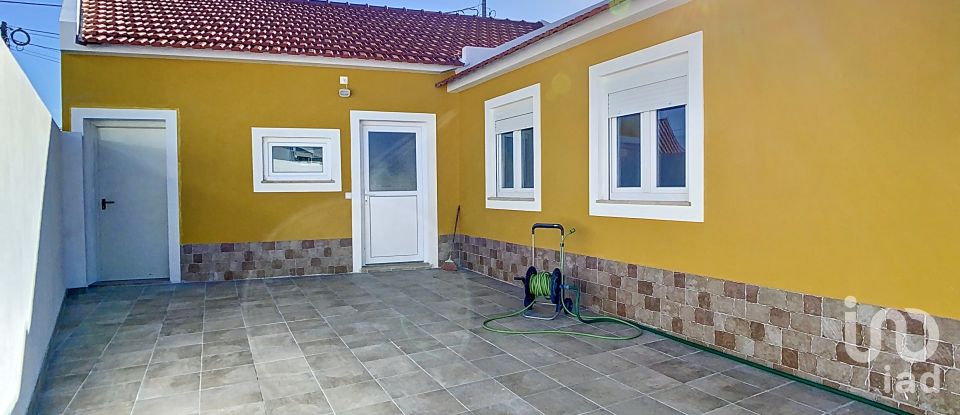 House T2 in Marinha Grande of 164 m²