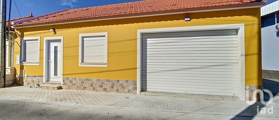 House T2 in Marinha Grande of 164 m²