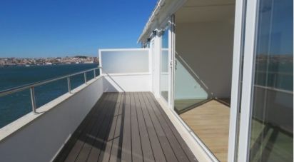 Apartment T2 in Almada, Cova da Piedade, Pragal e Cacilhas of 58 m²