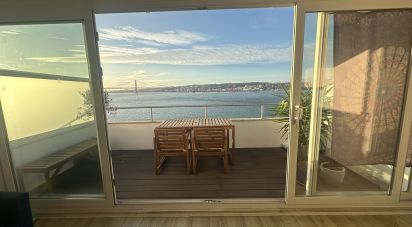 Apartment T2 in Almada, Cova da Piedade, Pragal e Cacilhas of 58 m²