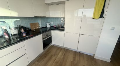 Apartment T2 in Almada, Cova da Piedade, Pragal e Cacilhas of 58 m²