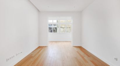 Appartement T2 à Arroios de 113 m²