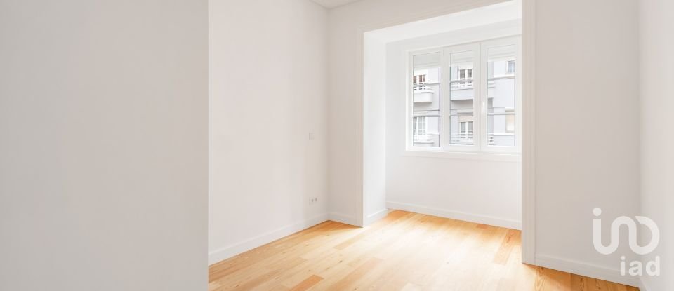 Appartement T2 à Arroios de 113 m²