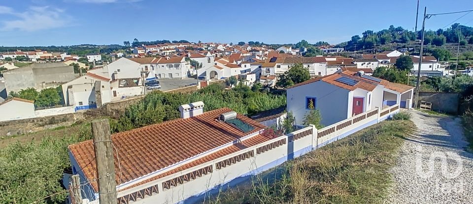 Casa de aldeia T4 em Rio de Moinhos de 221 m²