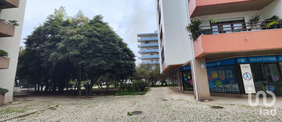 Apartamento T3 em Algés, Linda-a-Velha e Cruz Quebrada-Dafundo de 120 m²