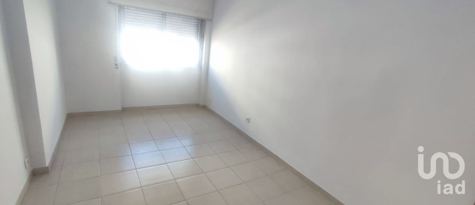 Apartment T3 in Seixal, Arrentela e Aldeia de Paio Pires of 96 m²