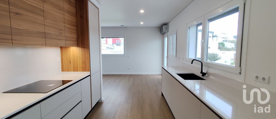 Maison T4 à Vermelha de 228 m²