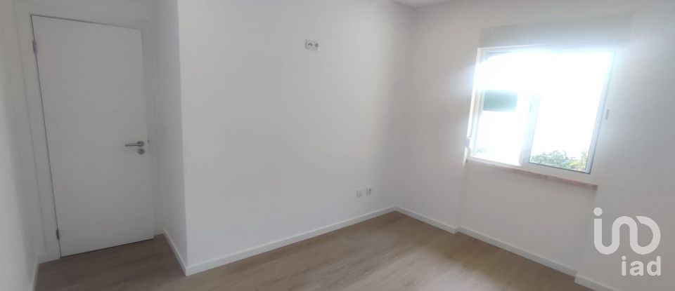 Apartamento T2 em Seixal, Arrentela e Aldeia de Paio Pires de 52 m²