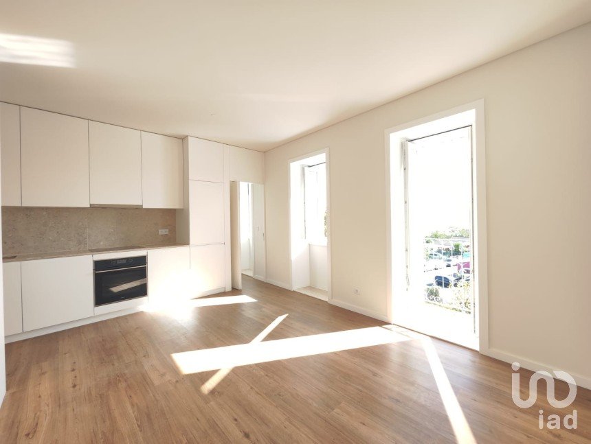 Appartement T1 à Alcântara de 56 m²